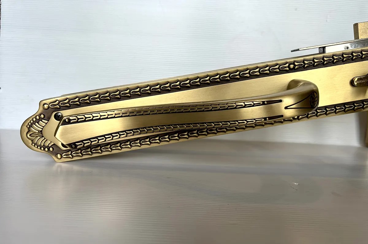Khóa HCX 8561DS chất liệu đồng cao cấp, lắp cửa đại sảnh