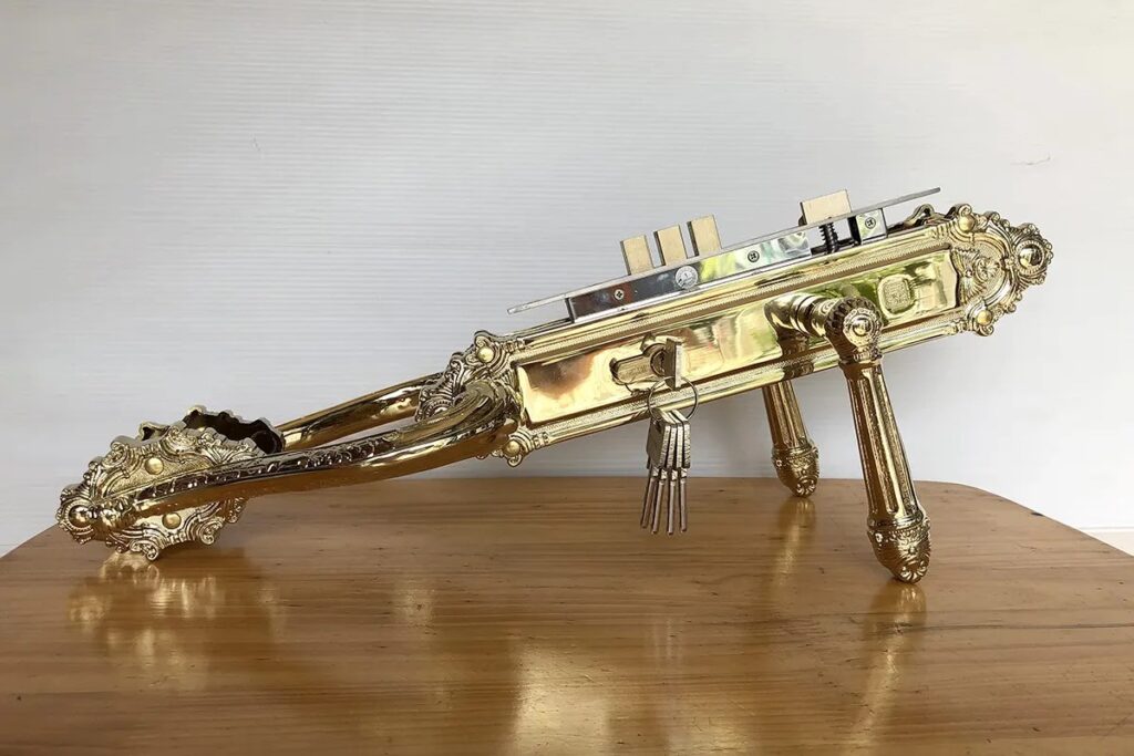 Khóa HC 8526DS PVD làm bằng chất liệu đồng thau, mạ công nghệ PVD siêu bền bỉ và sang trọng